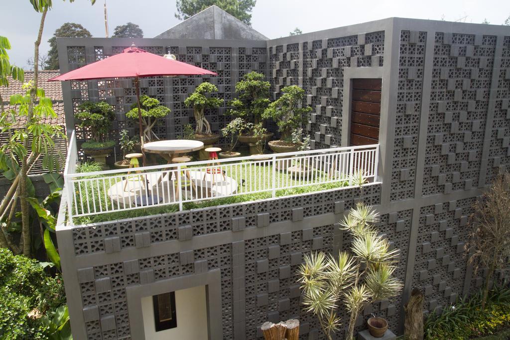 D Green Villa Lembang Oda fotoğraf